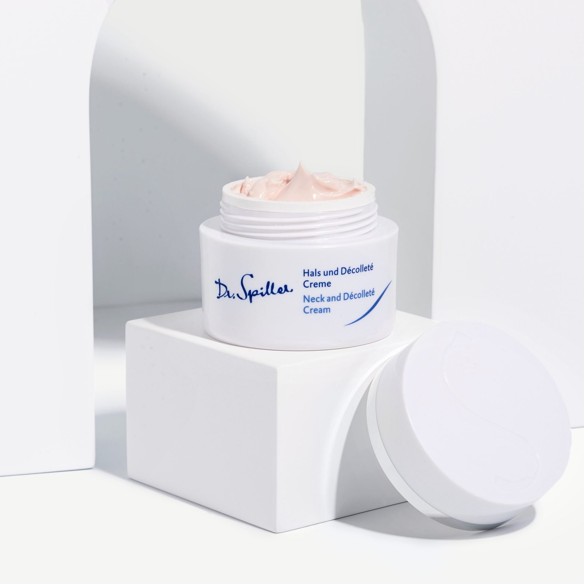 Neck & Décolleté Cream